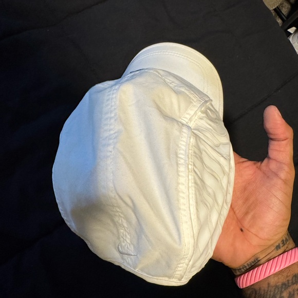 White Cap with Logo supreme x Nike - Picture 4 of 4